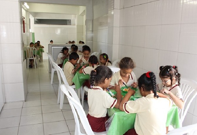 Rotina diária do C.E.D.P.F. - Almoço.