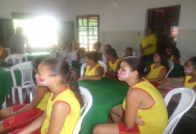 Visita dos alunos do C.E.D.P.F. ao Lar do Ancião
