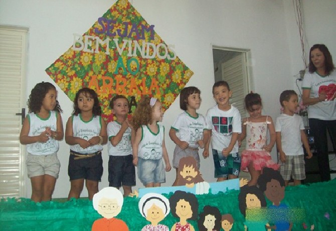 Confraternização da Família da Escola de Evangelização Espírita Neozita Sertão Leite.