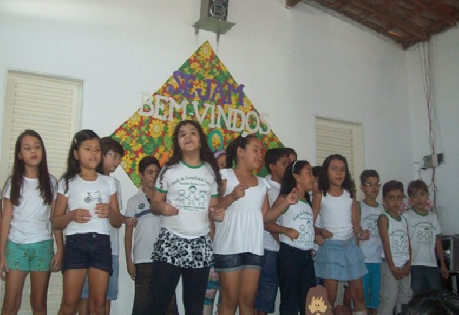 Confraternização da Família da Escola de Evangelização Espírita Neozita Sertão Leite.