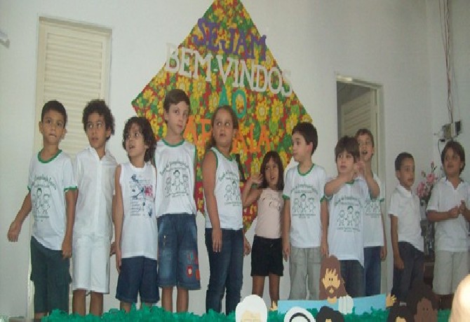 Confraternização da Família da Escola de Evangelização Espírita Neozita Sertão Leite.