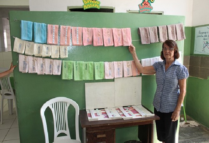 Rotina diária do C.E.D.P.F. - Escovação.