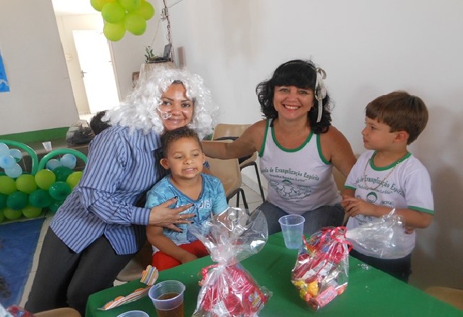 Comemoração ao Dia da Criança na Escola de Evangelização Espírita Neozita Sertão Leite