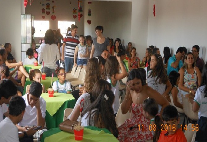 Confraternização da Família da Escola de Evangelização Espírita Neozita Sertão Leite