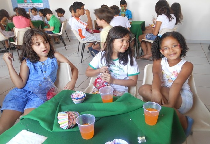 Comemoração ao Dia da Criança na Escola de Evangelização Espírita Neozita Sertão Leite
