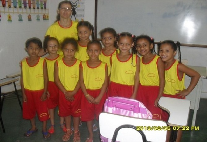 Novo uniforme escolar