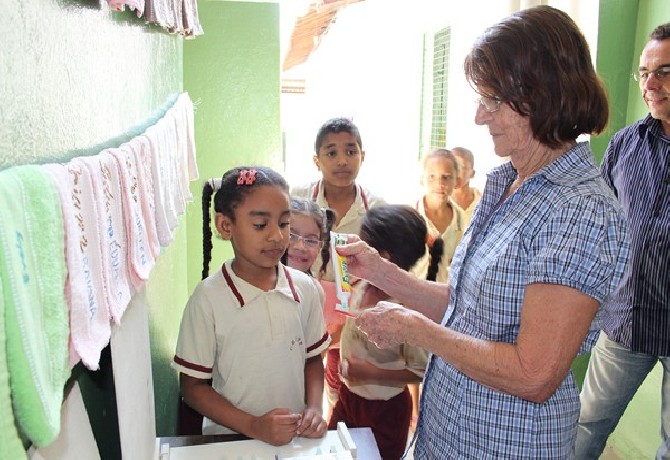 Rotina diária do C.E.D.P.F. - Escovação.