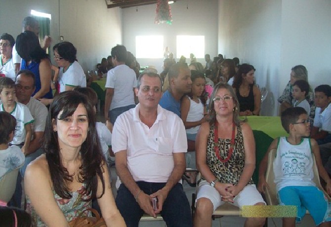 Confraternização da Família da Escola de Evangelização Espírita Neozita Sertão Leite.