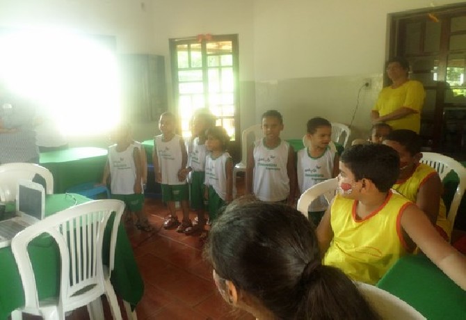 Visita dos alunos do C.E.D.P.F. ao Lar do Ancião